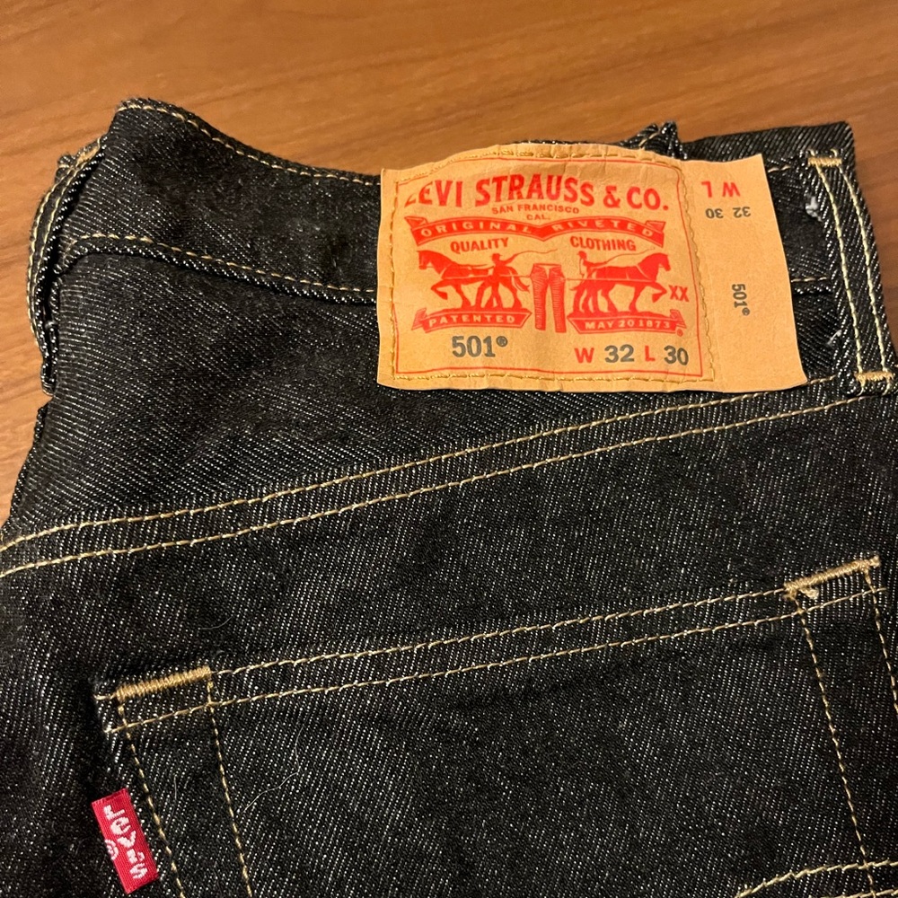 Levi’s 501 size 32